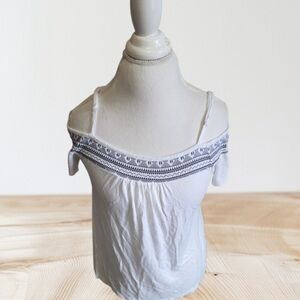 🔷️ Elegant Venus White Blouse with Blue Embroidery Sz S